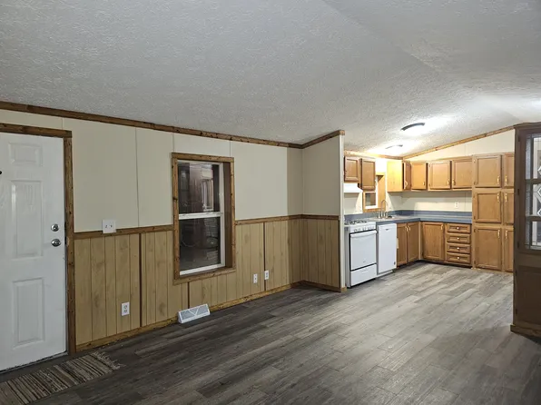 2096 N State Rd, Ionia, MI