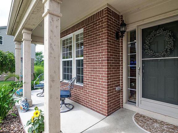 3rd image of 7795 Camille Ct