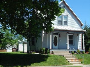 319 W 3rd St, Waterloo, IL 62298