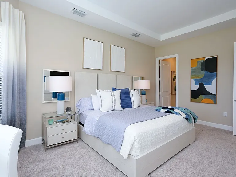 15318 Aprile St — Photo 42