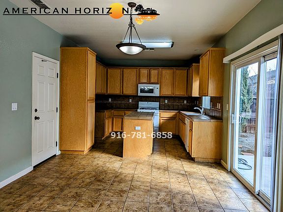 4th image of 1481 Black Bear St