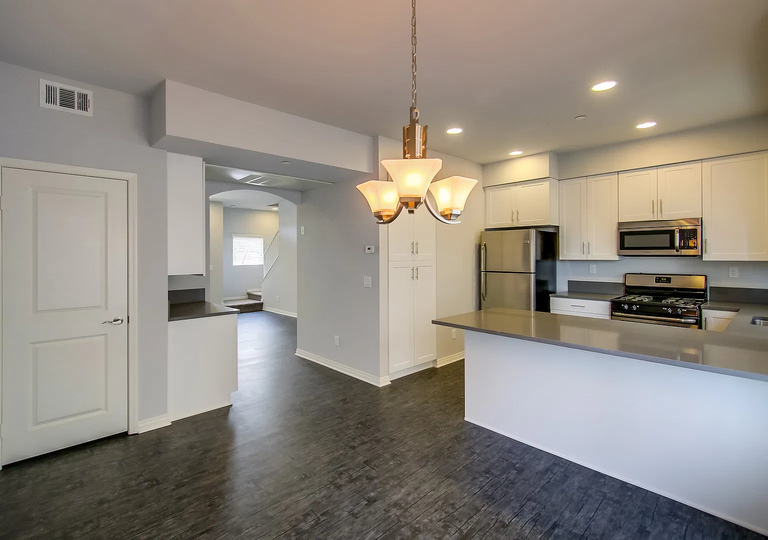 307 Sycamore Road — Photo 1
