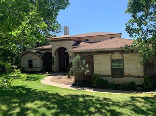 6611 Blackjack Oaks Rd, Aubrey, TX 76227