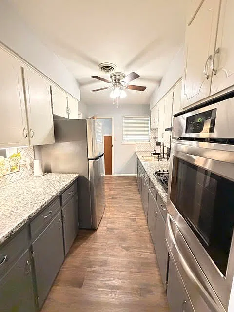 3 bed, 1.5 bath, 1202 sqft, $1,695 — Photo 4