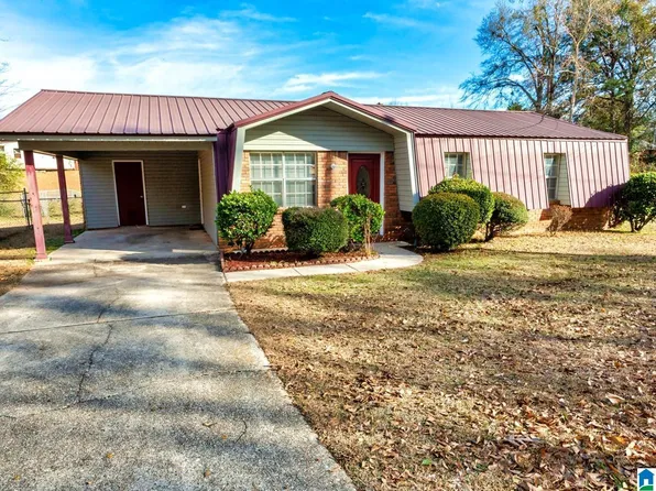 119 20th Ct E, Tuscaloosa, AL 35404