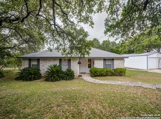 2750 County Road 2615, Rio Medina, TX 78066