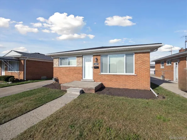 8887 Woodbine Ave, Redford, MI 48239