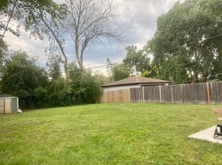 16 S Chicago Ave, Mundelein, IL 60060