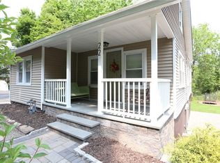 22 Strawtown Rd, West Nyack, NY 10994