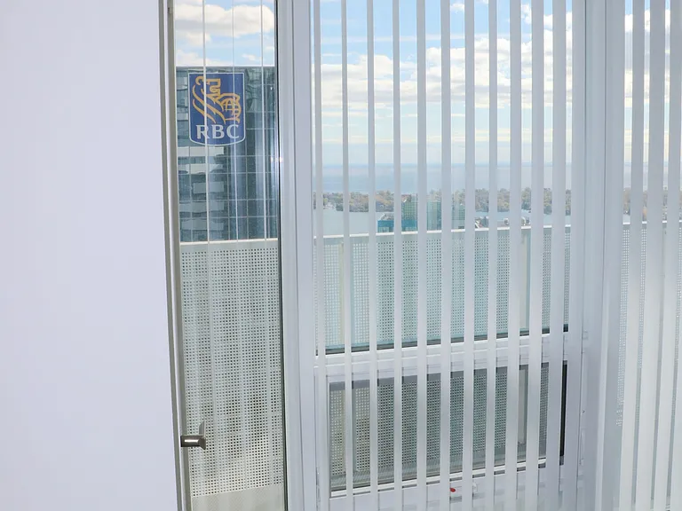 100 Harbour St #4210 — Photo 8