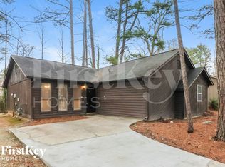 6911 Hickory Log Rd, Austell, GA 30168