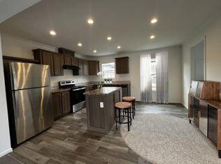 12 Crabapple Ln #Cra12, Olmsted, OH 44138