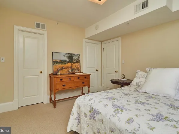 1465 Columbia Rd NW APT 302, Washington, DC 20009