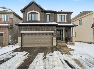 372 Aquaview Dr, Ottawa, ON K4A 5K5