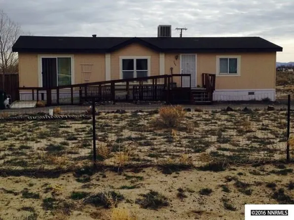 2040 E Badger St, Silver Springs, NV 89429