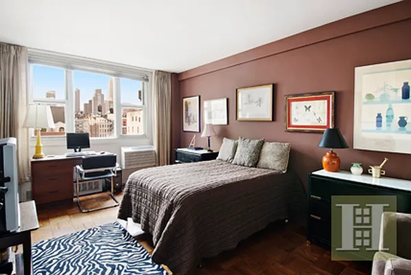 Sold by Halstead Real Estate | media 18