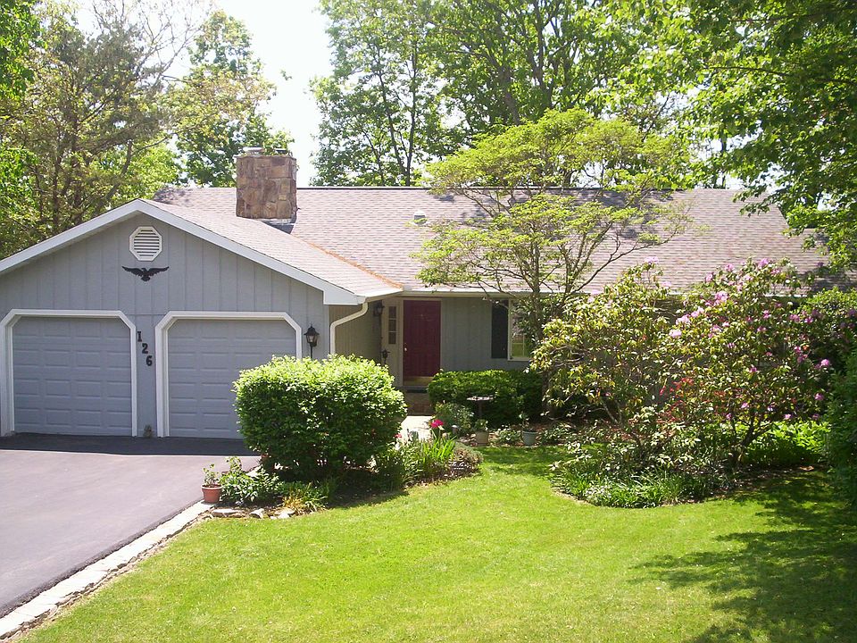 1st image of 126 Sugarbush Circle