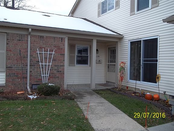 2nd image of 11986 Juniper Way #10