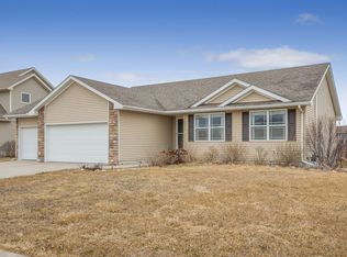 4403 NE Trilein Dr, Ankeny, IA 50021