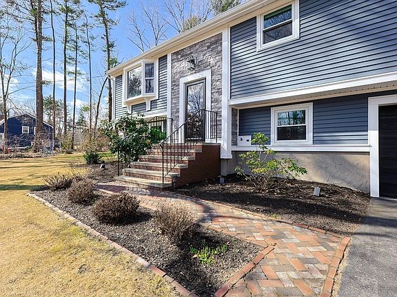 2nd image of 65 Ashtead Rd