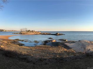 5 Turtle Bay Dr, Branford, CT 06405