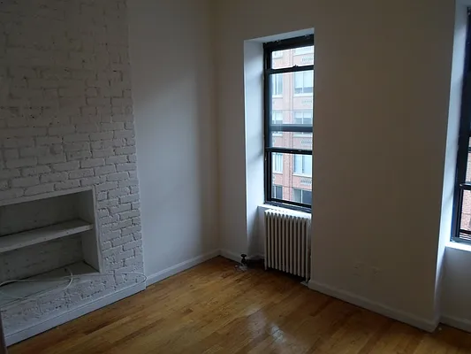 Rented by Sky Management | media 63