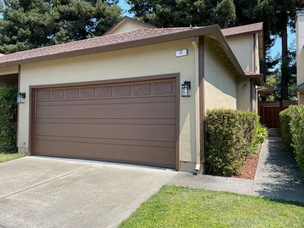 17 Feeney Drive, Rohnert Park, CA 94928