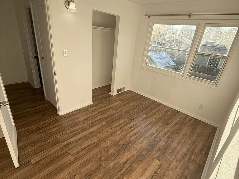1217 McCarty Ave — Photo 16