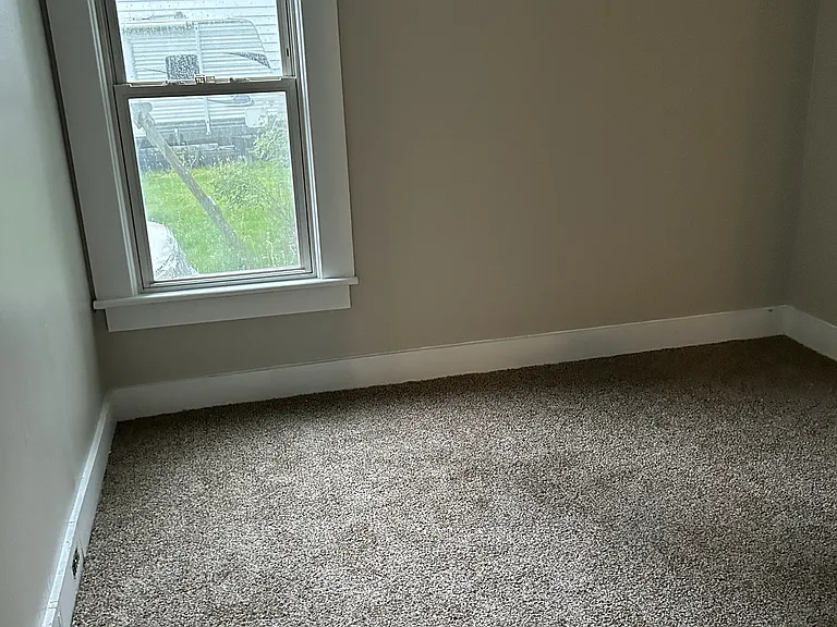 8-10 Clark St #8 — Photo 8