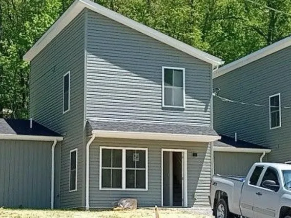 157B Sisler St, Kingwood, WV 26537