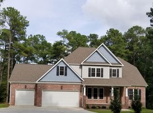 1679 E Indiana Ave, Southern Pines, NC 28387