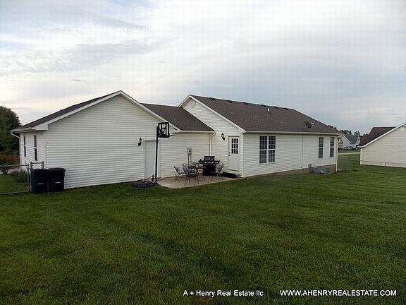 2nd image of 214 Shelton Way