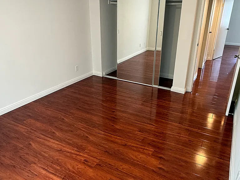 518 N Mentor Ave #106 — Photo 7