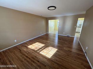 721 Burnt Tavern Rd #B, Pt Pleasant Beach, NJ 08742