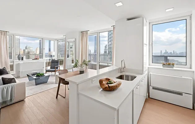 Sold by Corcoran | media 23