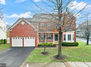 17453 Tedler Cir, Round Hill, VA 20141