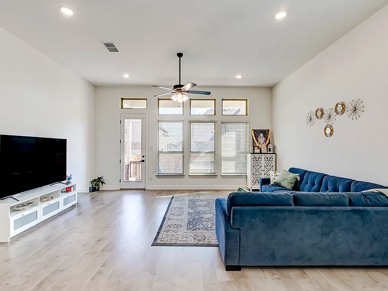 2824 Stone Branch Dr — Photo 11
