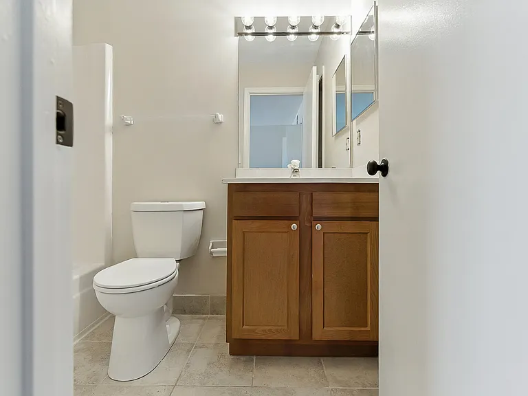 Brook - Bathroom Brook - Bathroom