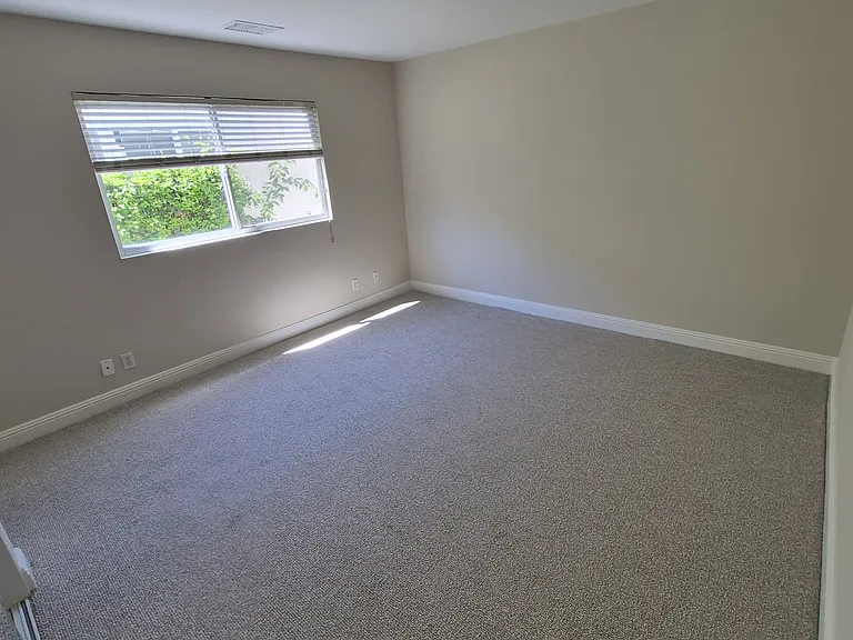 4125 Del Mar Ave — Photo 5