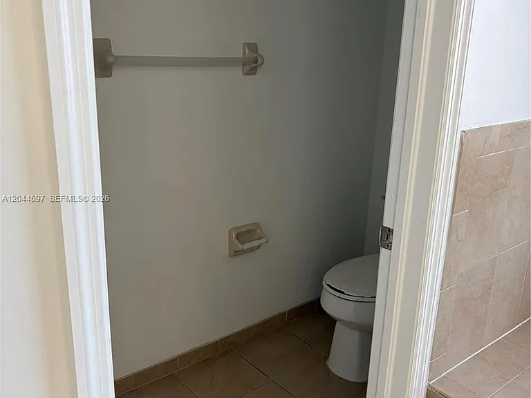 9283 SW 172nd Ave — Photo 8
