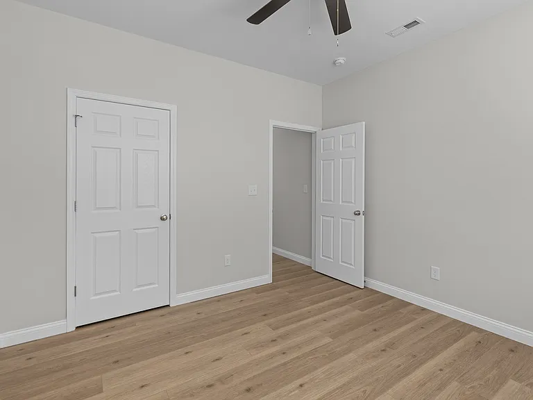 468 Pinehurst Way — Photo 17