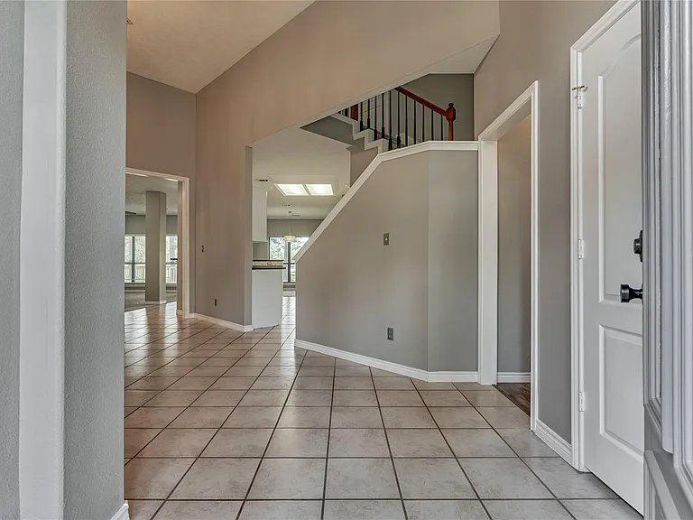 13707 Fountainview Dr — Photo 7
