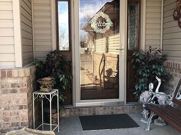 2nd image of 3316 L Ave