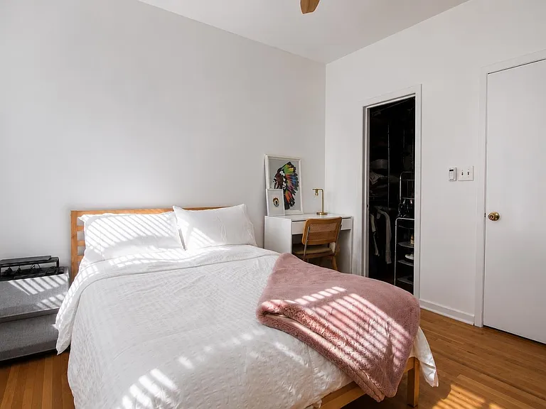 208 Willow Ave #201 — Photo 17