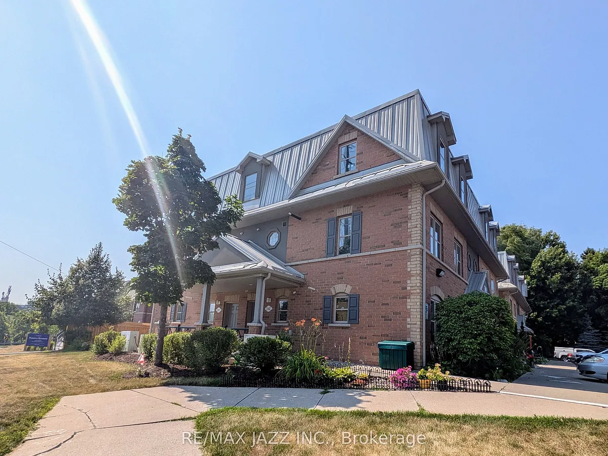 Building Photo - 770 King St E #202
