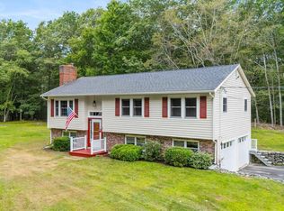28 Beech Rd, Standish, ME 04084