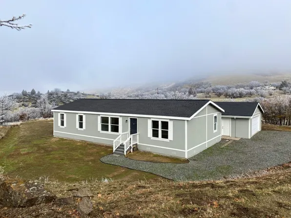 12333 Honker Ct, Hornbrook, CA 96044