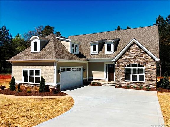 2nd image of 4938 Killian Crossing Dr