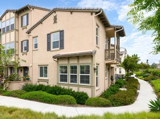 698 Pioneer St, Camarillo, CA 93010