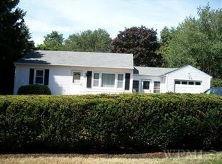 65 Cortlandt Rd, Mahopac, NY 10541